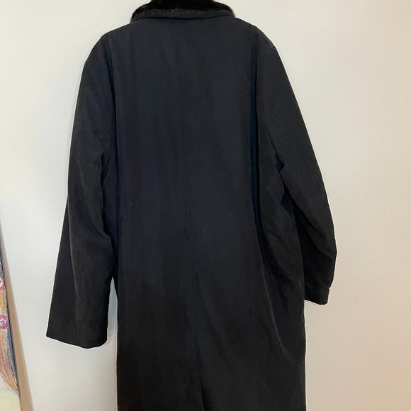 Donna Salyers' Fabulous Furs Black and Brown Trench Coat - Picture 4 of 4